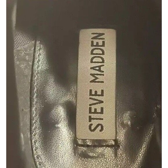 Steve Madden Subtle Black Suede Dual Gore Pull-On Block Heel Boot Sz 9.5M - Picture 7 of 8